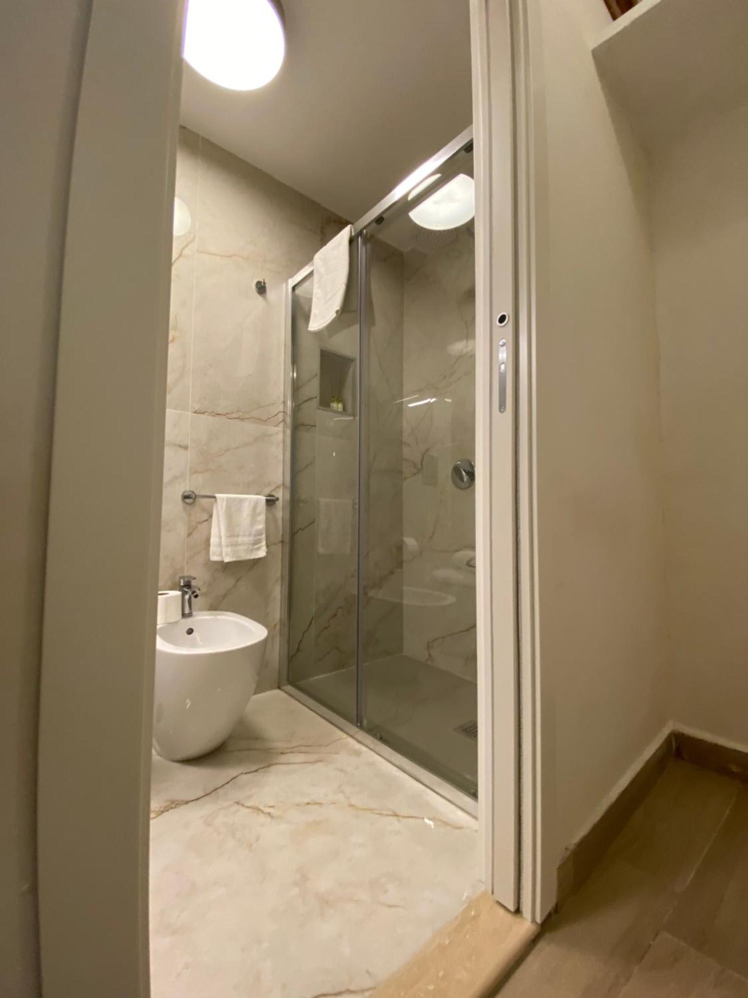 Paura Suite Apartment Napoli Exterior foto